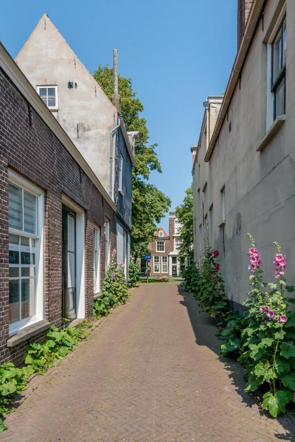 Slapen Bij Van-V Зирикзе Экстерьер фото